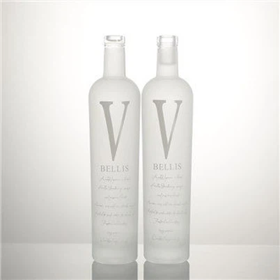 Garrafa de vidro de vodca gelada de 700ml
